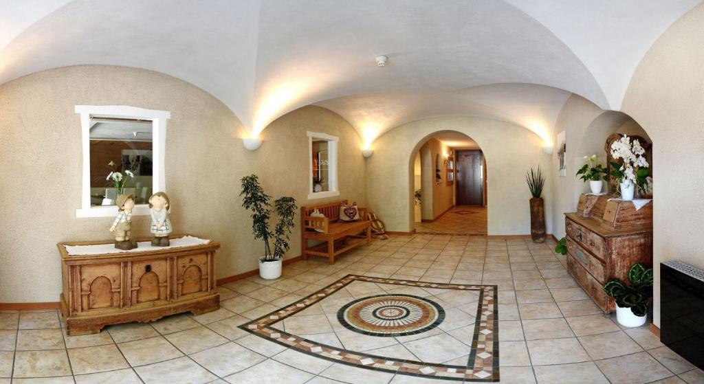 Residence Rautal B&B ***S Сан-Виджилио-ди-Мареббе Экстерьер фото
