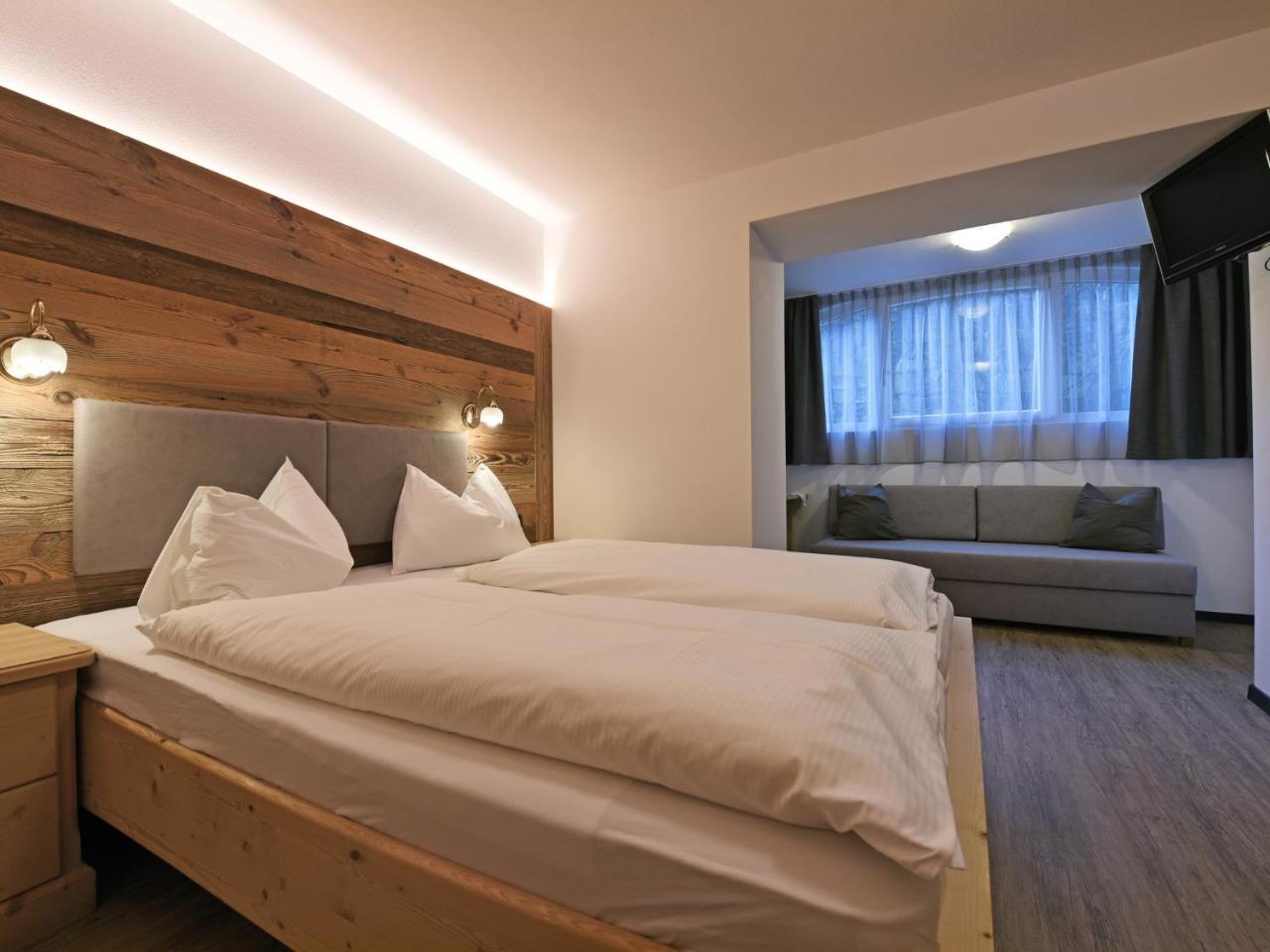 Residence Rautal B&B ***S Сан-Виджилио-ди-Мареббе Экстерьер фото