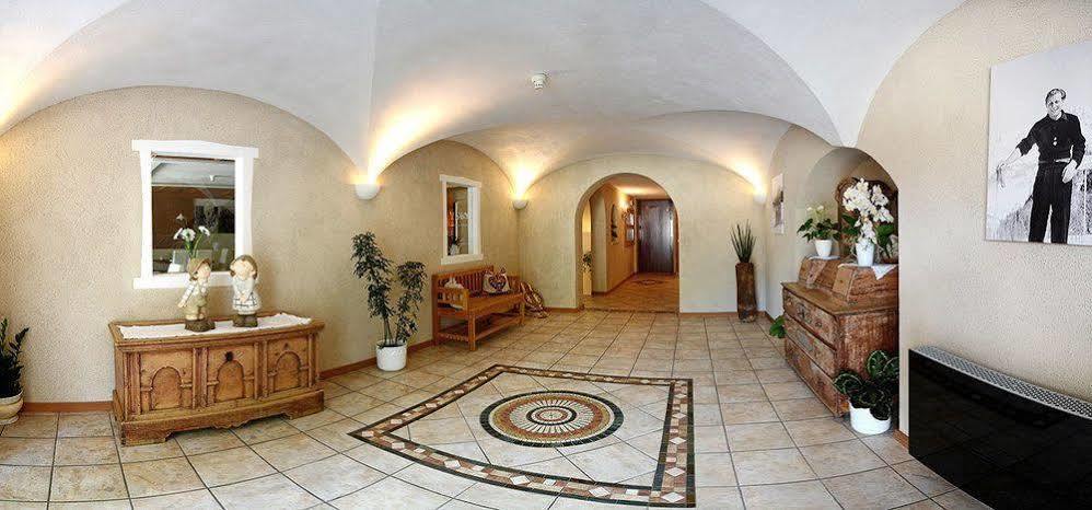 Residence Rautal B&B ***S Сан-Виджилио-ди-Мареббе Экстерьер фото