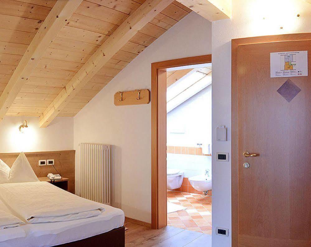 Residence Rautal B&B ***S Сан-Виджилио-ди-Мареббе Экстерьер фото